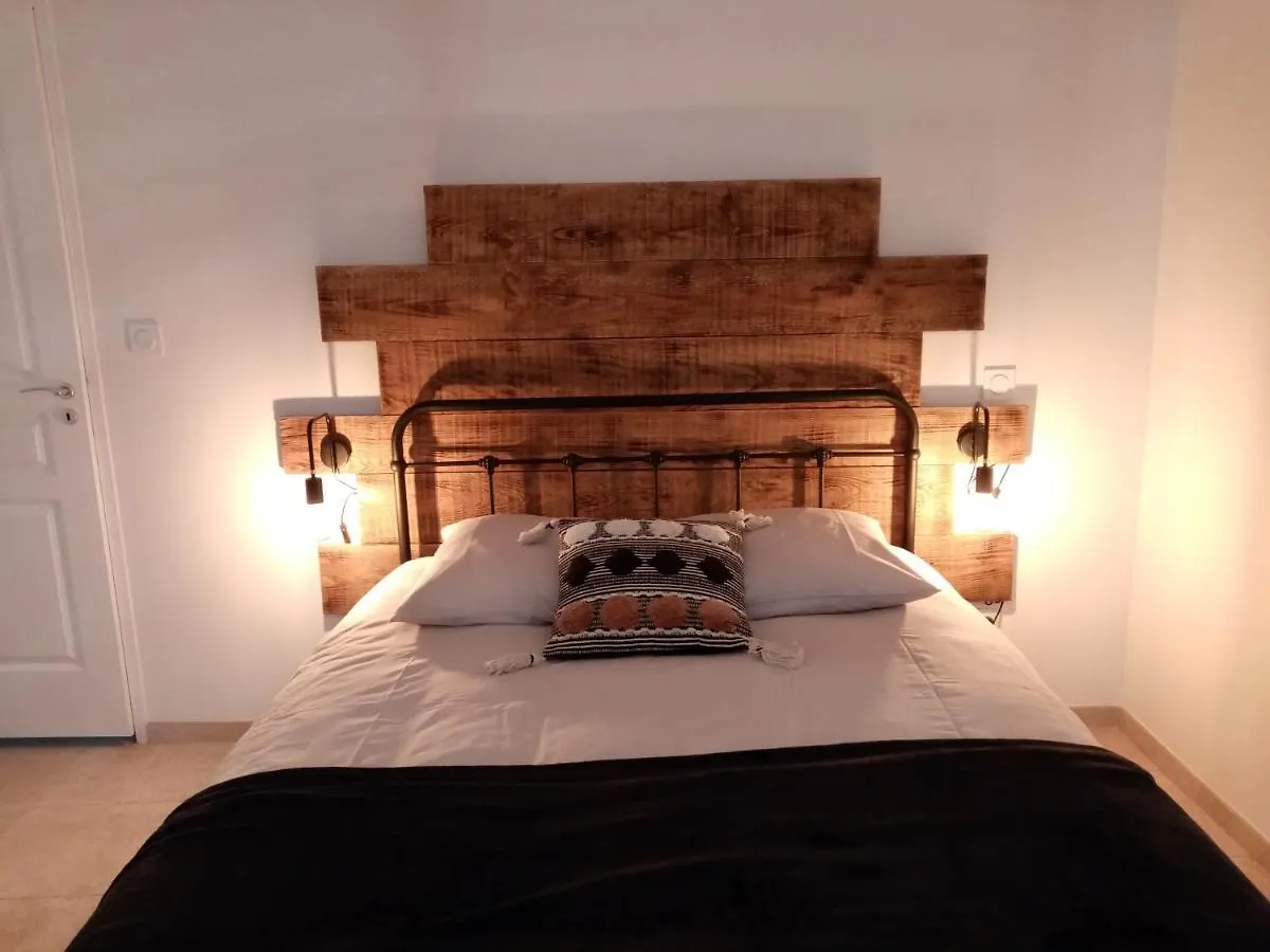 La Gurlanne Bed & Breakfast Lasseran