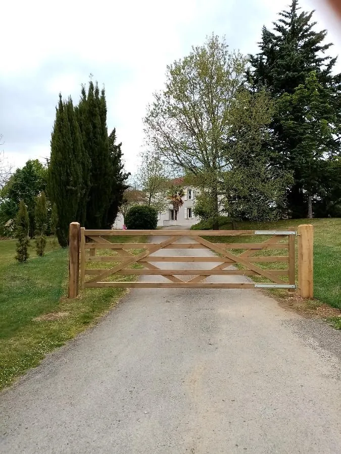 La Gurlanne Bed & Breakfast Lasseran