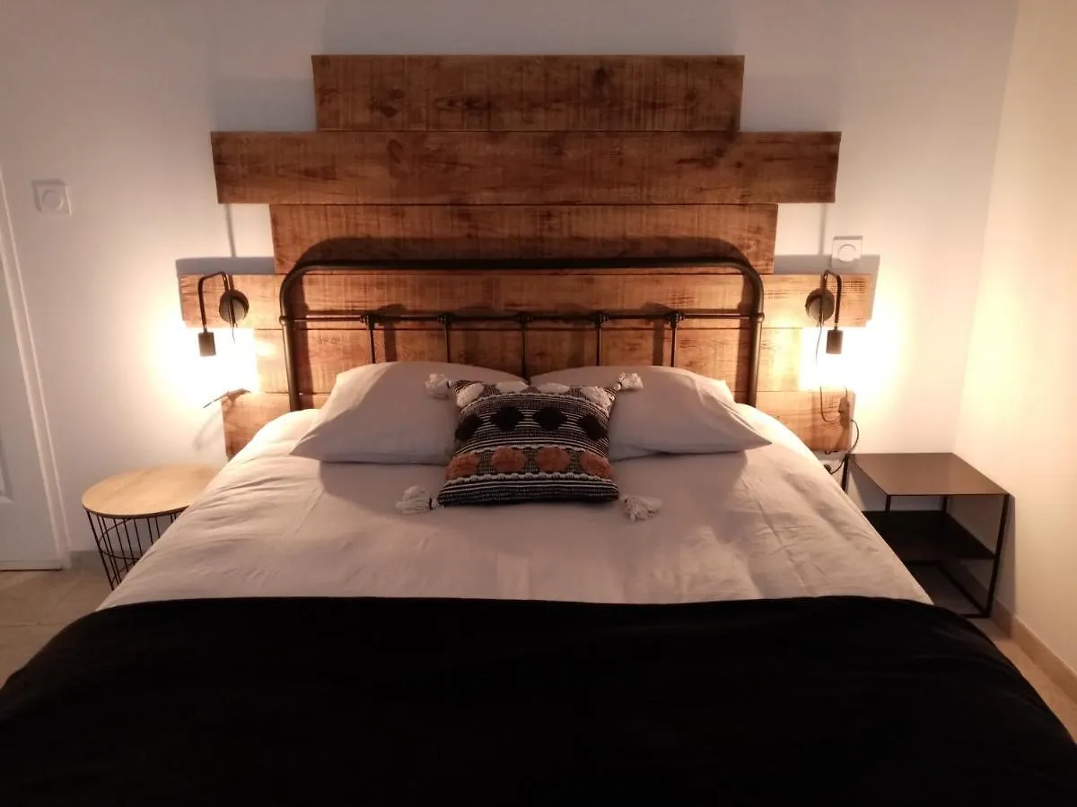 La Gurlanne Bed & Breakfast Lasseran