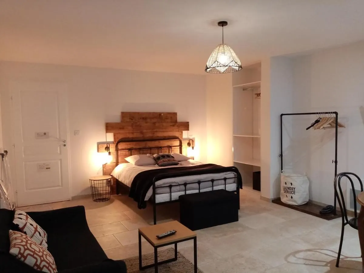 La Gurlanne Bed & Breakfast Lasseran