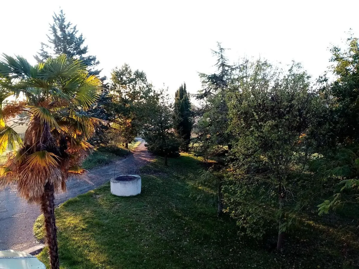 La Gurlanne Bed & Breakfast Lasseran